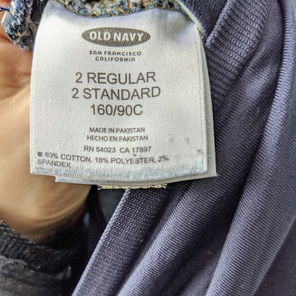 Maternity jeans from Old Navy - Picture 3 of 4